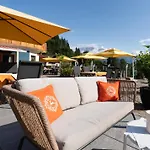 维达莱蓝道尔霍夫酒店 酒店 斯拉德明