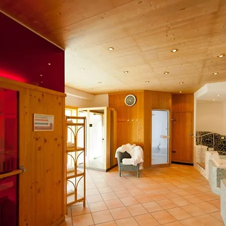 ヴィタラー ランドウワーホフ 4* シュラートミンク