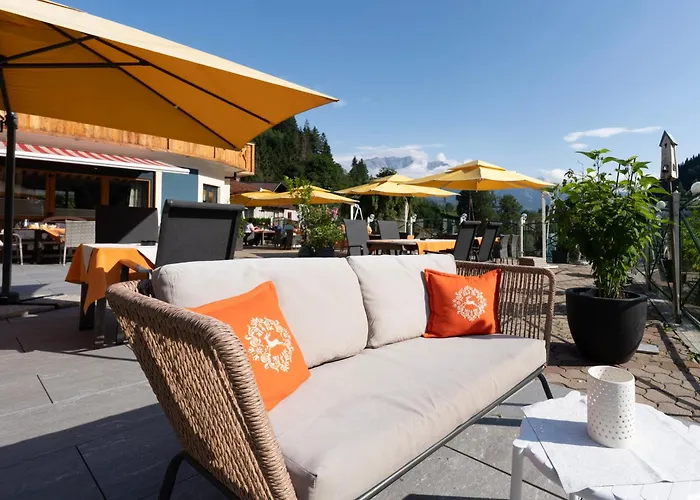 维达莱蓝道尔霍夫酒店 酒店 斯拉德明