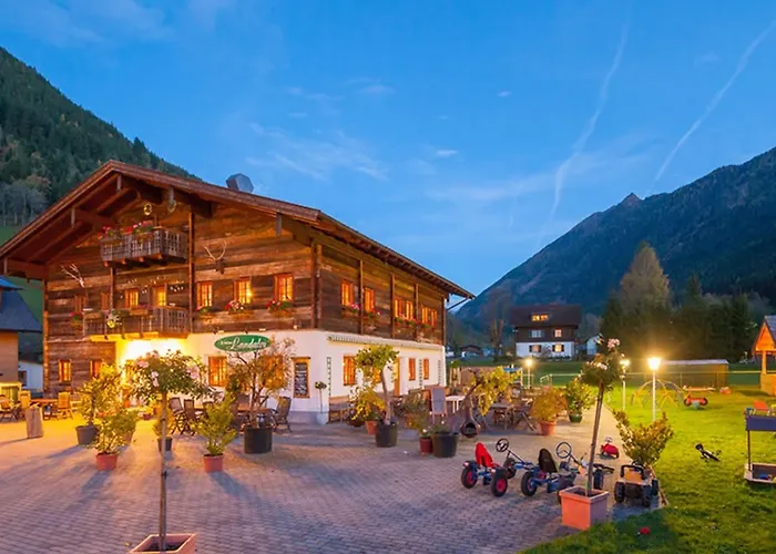 维达莱蓝道尔霍夫酒店 4*